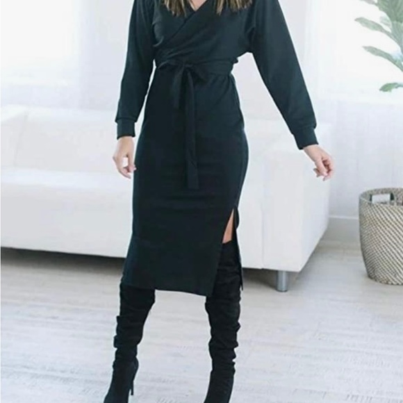 Ferlema Women's V Neck Belted Long Batwing Sleeves Party Knit Sweater Dress - Picture 3 of 4
